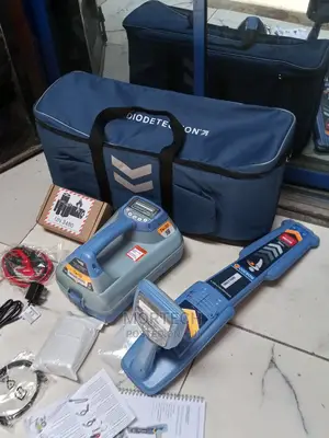 Radiodetection Rd8200 Underground Cable and Pipe Locator