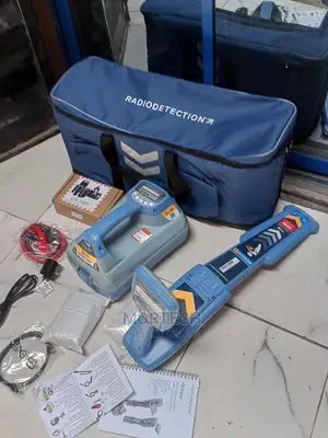 Radiodetection Rd8200 Underground Cable and Pipe Locator