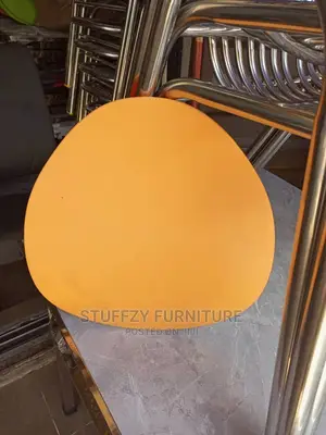 Plastic Restaurant Chairs With Iron Leg