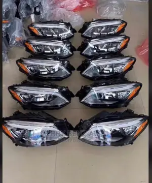 Headlights for GLE350,ML350,GLK350,C300,E350,GLA250