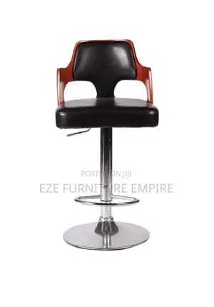 Wooden Casen Barstool
