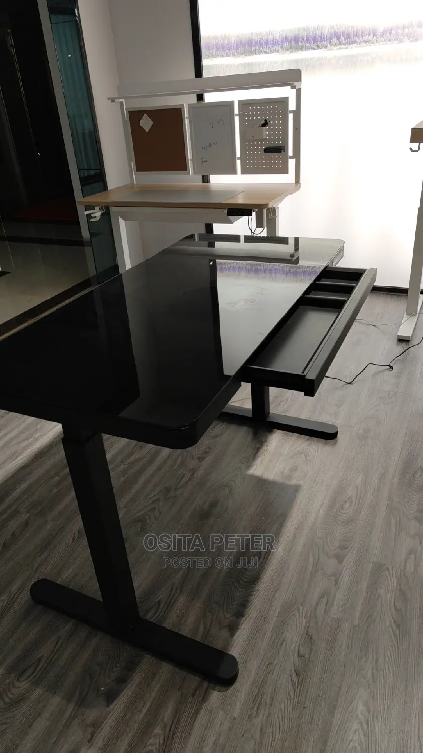 Electric Adjustable Height Table 1.2m