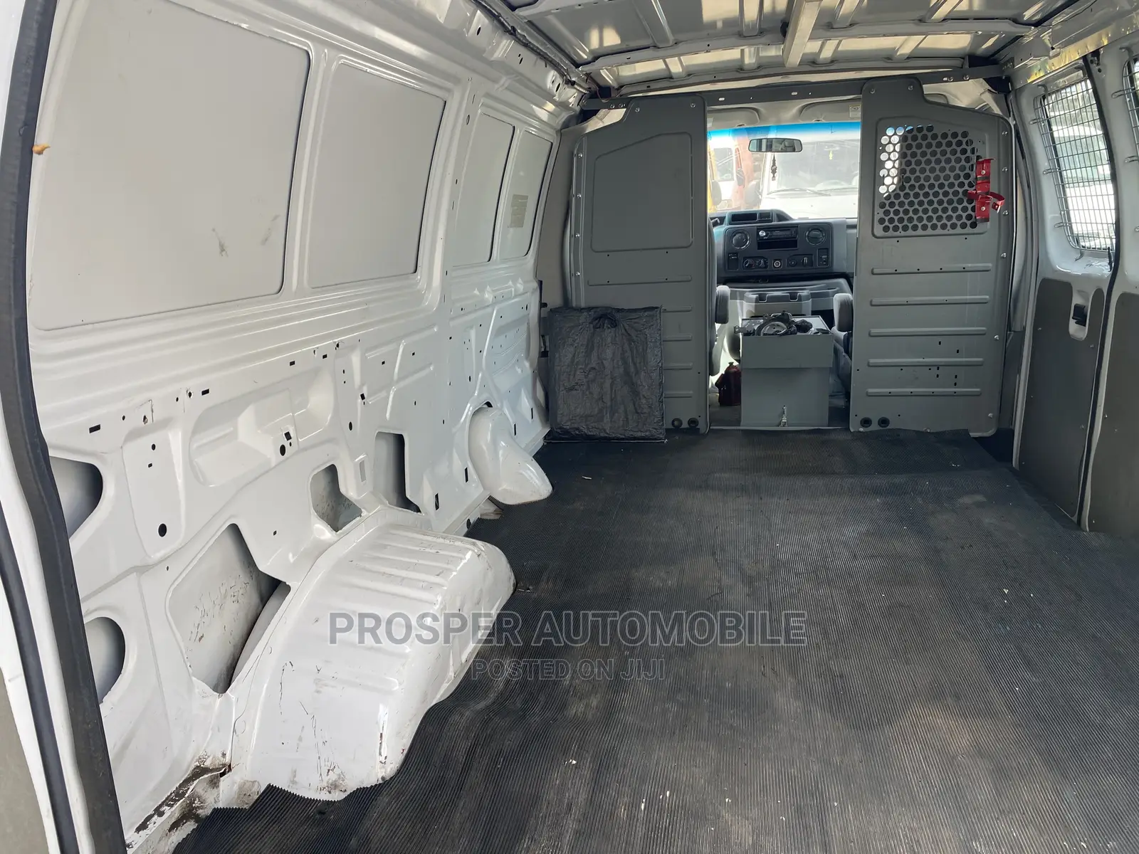 Ford E250 2011 White