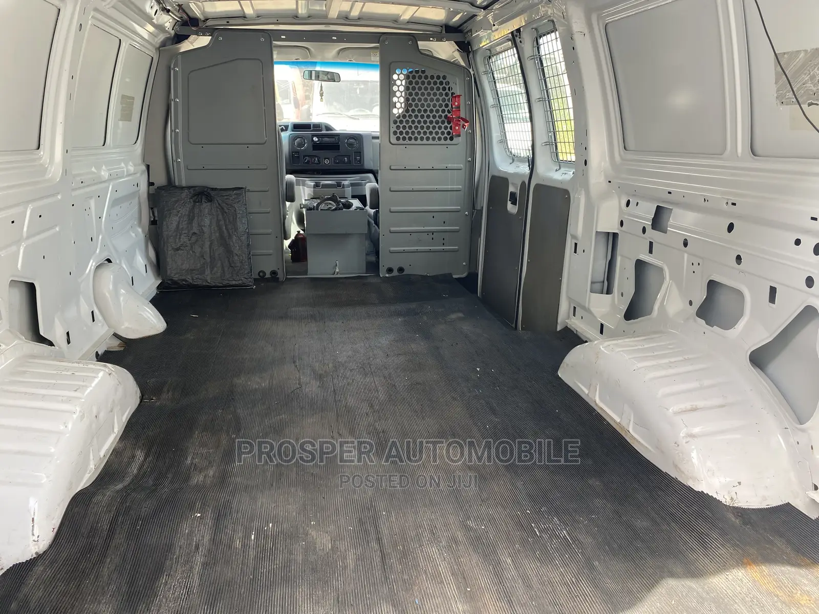 Ford E250 2011 White