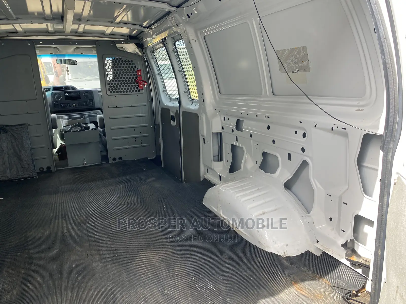 Ford E250 2011 White