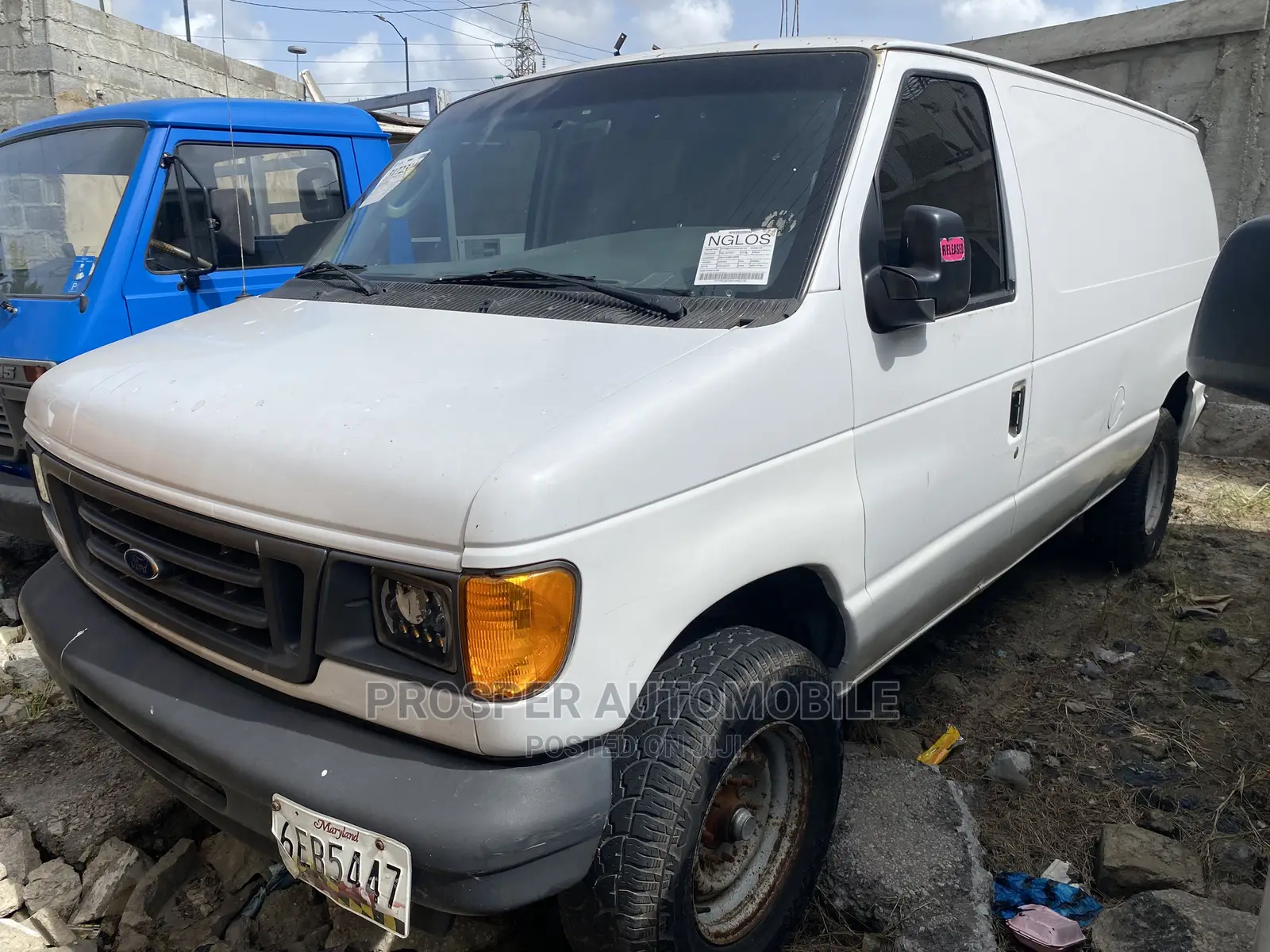 Ford E250 2005 White