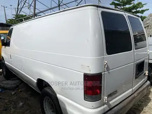 Ford E250 2005 White