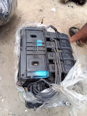 Renault Sandero Engine and Gear