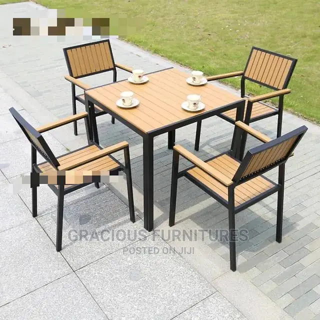 Outdoor Set