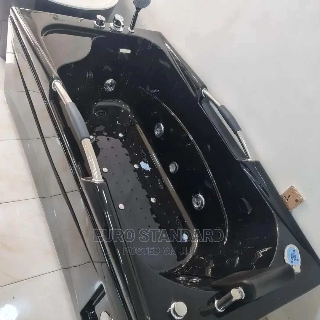 Luxury Single Jacuzzi Bath