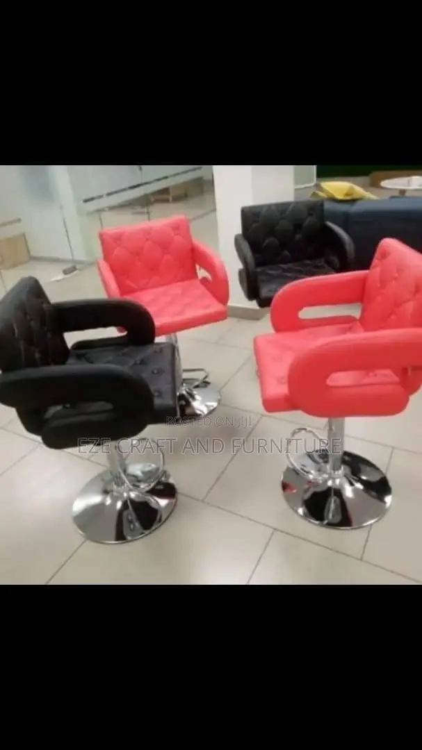 Executive Bar Stool With Armrest