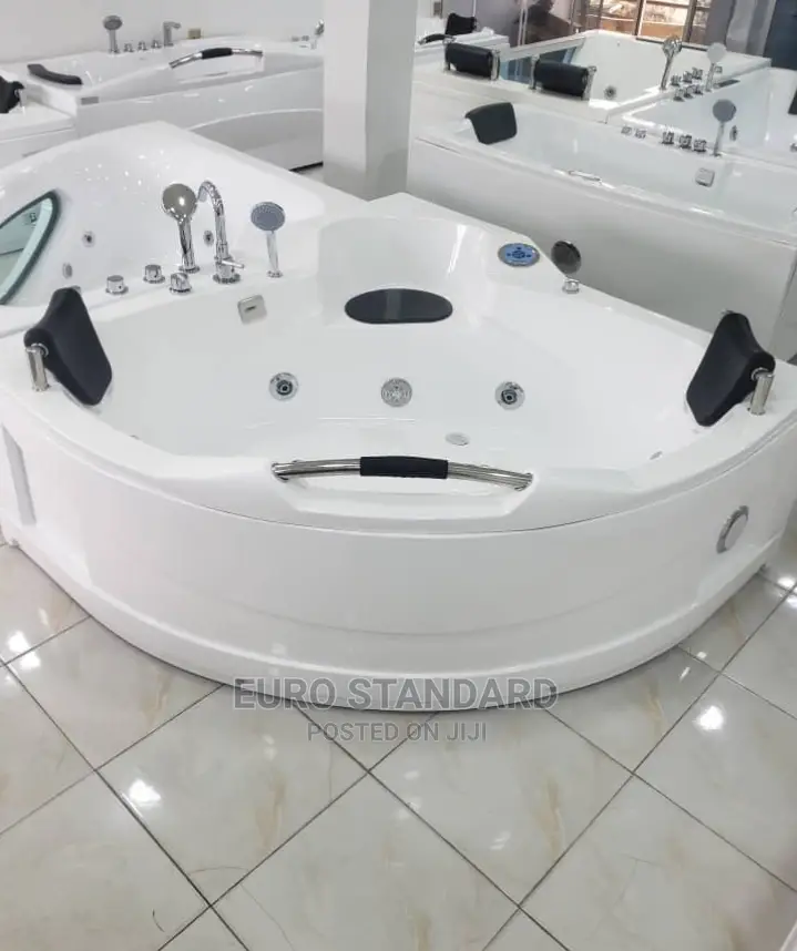 Classic Double Jacuzzi