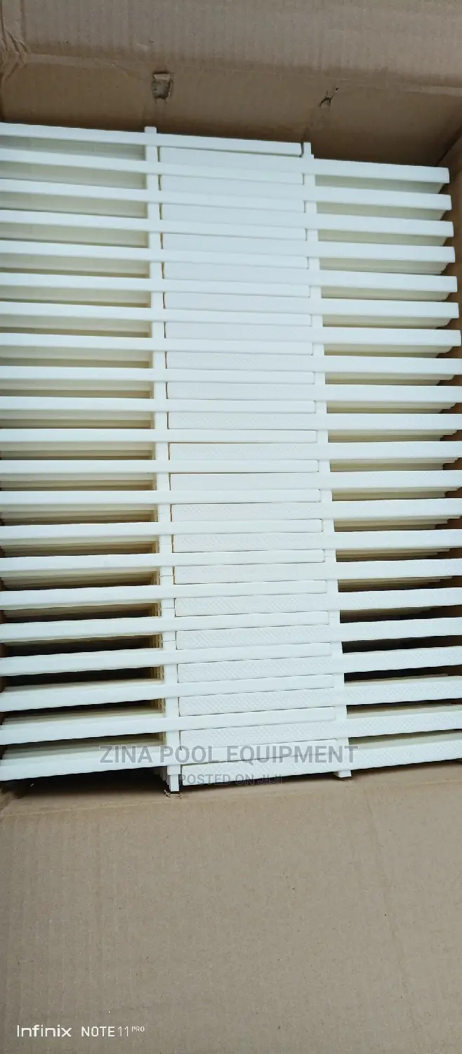 Swimming Pool Grating