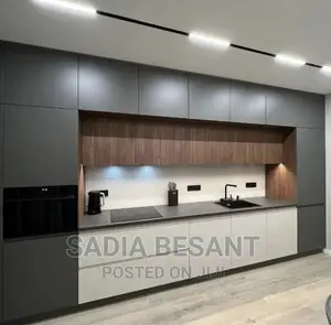 Modern Kitchen Design With Accessories