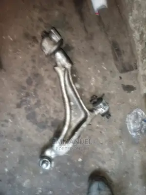 Front Lower Arm Lexus Is250 and Lexus Gs300