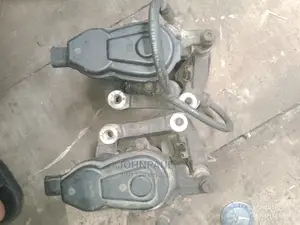 Range Rover Evoque Back Caliper