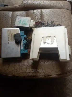 Range Rover Vogue Starting Unit 2003