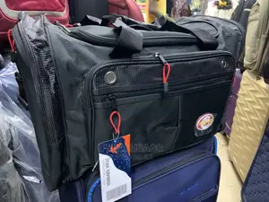 Medium Size Hand Carry Quality Traveling Luggage