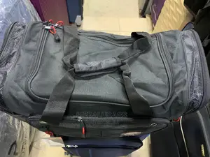 Medium Size Hand Carry Quality Traveling Luggage