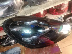 Complete Head Lamp Porch Cayenne 2017