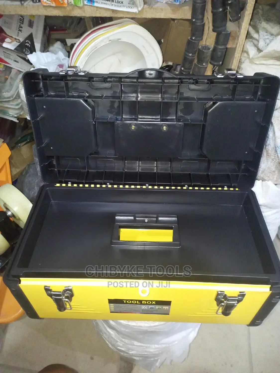 17" Metal Plastic Empty Tools Box