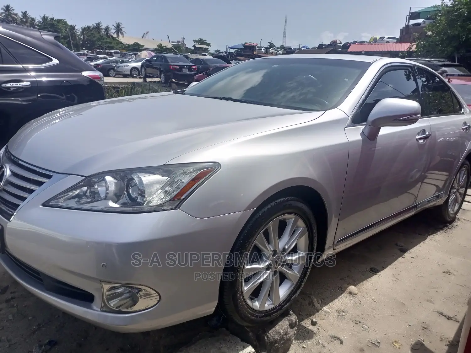 Lexus ES 2012 Silver