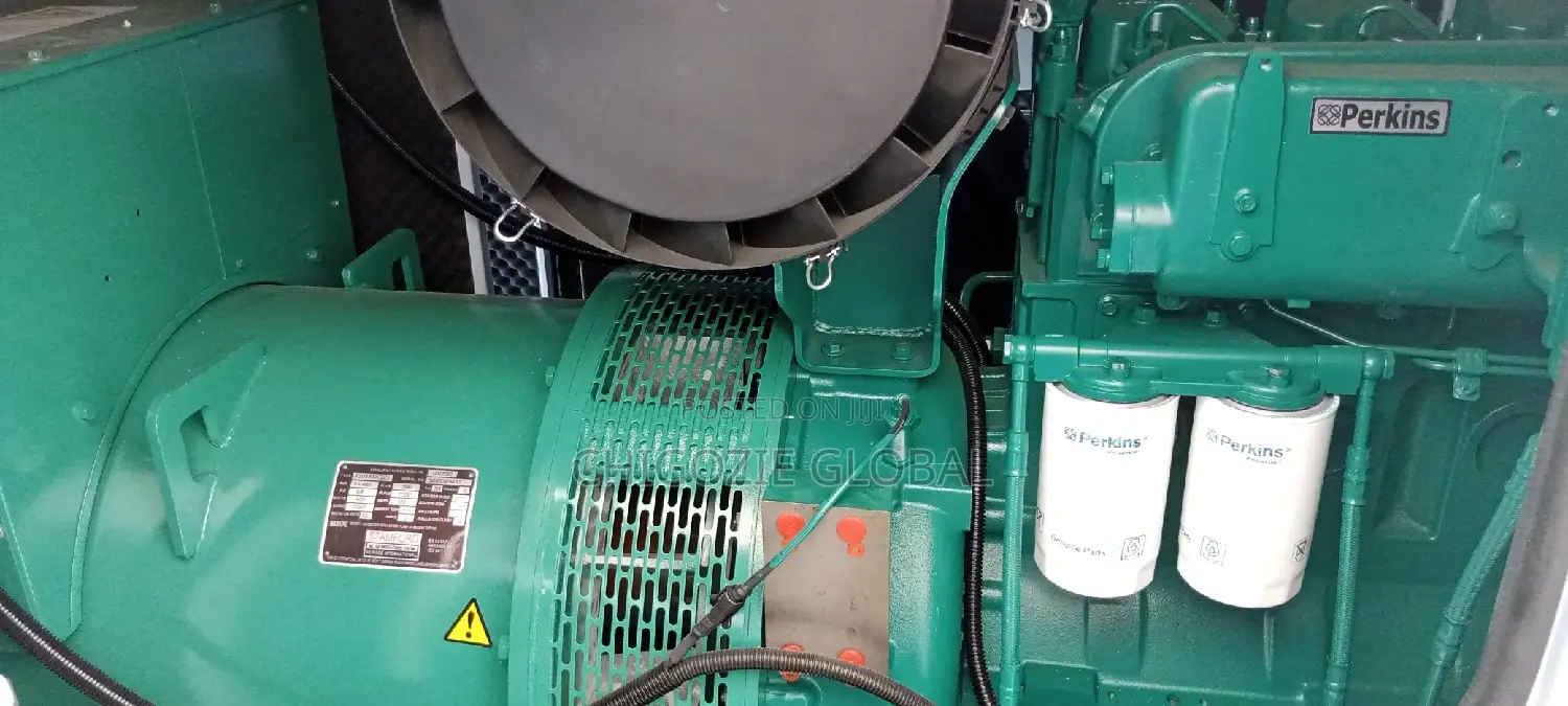 Perkins 700kva Soundproof Diesel Generator