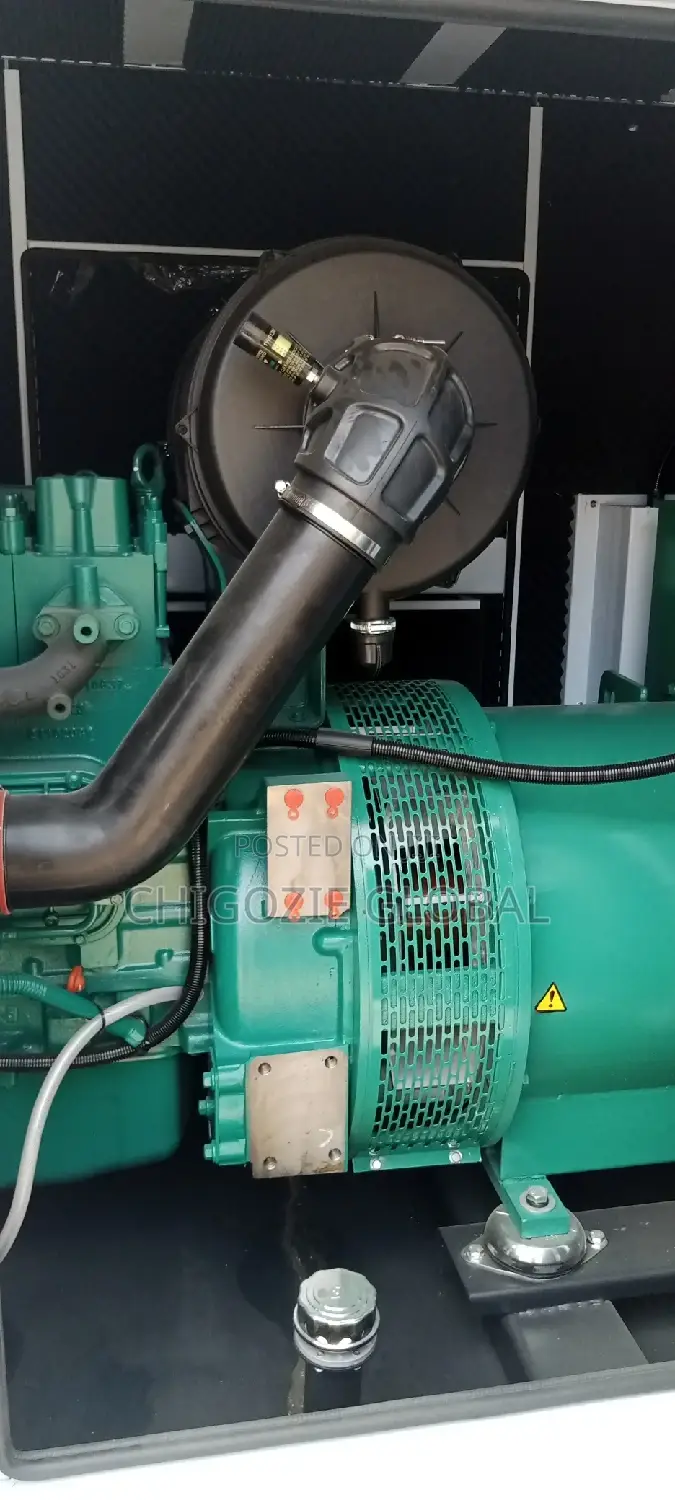 Perkins 700kva Soundproof Diesel Generator