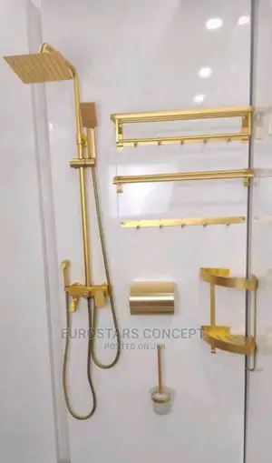 Black an Gold Shower an Accessories