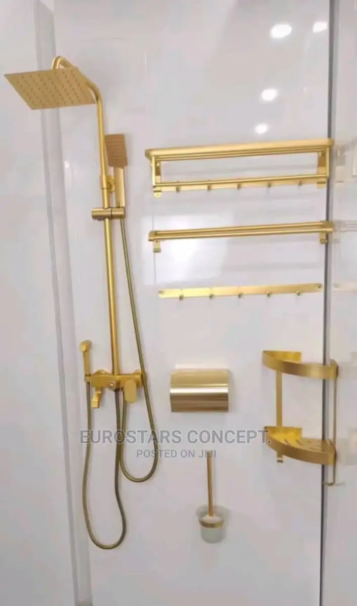 Black an Gold Shower an Accessories