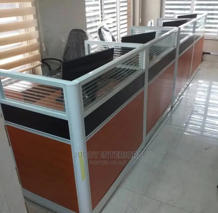 4 Straight Office Reception Table