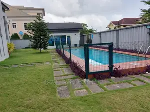 Furnished 4bdrm Duplex in Bananas Lsland for rent