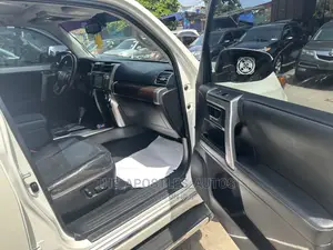 Toyota 4-Runner 2015 White