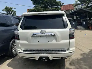 Toyota 4-Runner 2015 White