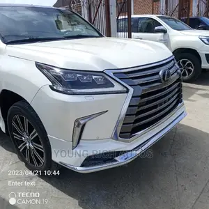 Lexus LX 570 (5 seats) AWD 2018 White