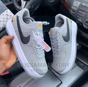 Nike Airforce 1 Low Double Swoosh Sneakers