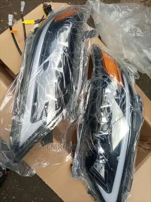 High Quality Certified Brand New 3touch LED Head Lamp Camry