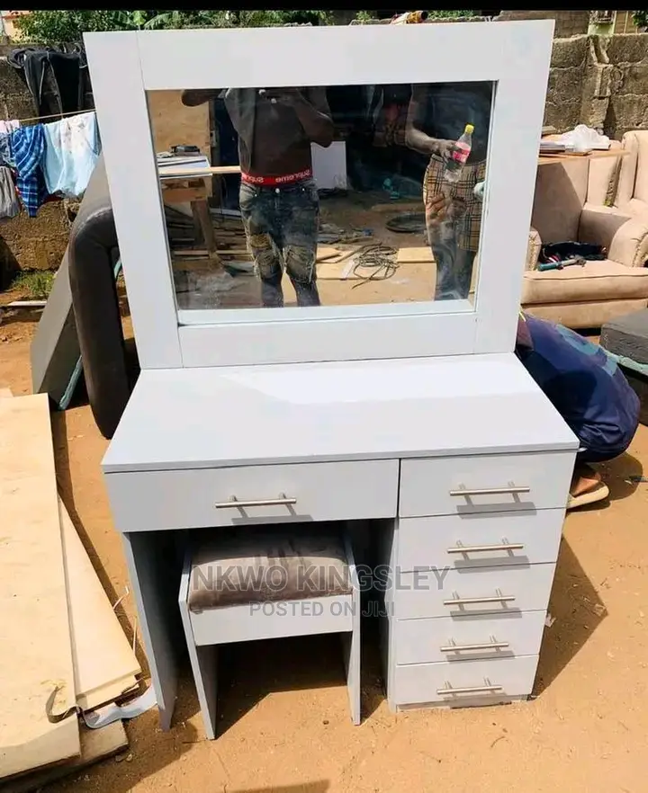 Kingsley Funiture