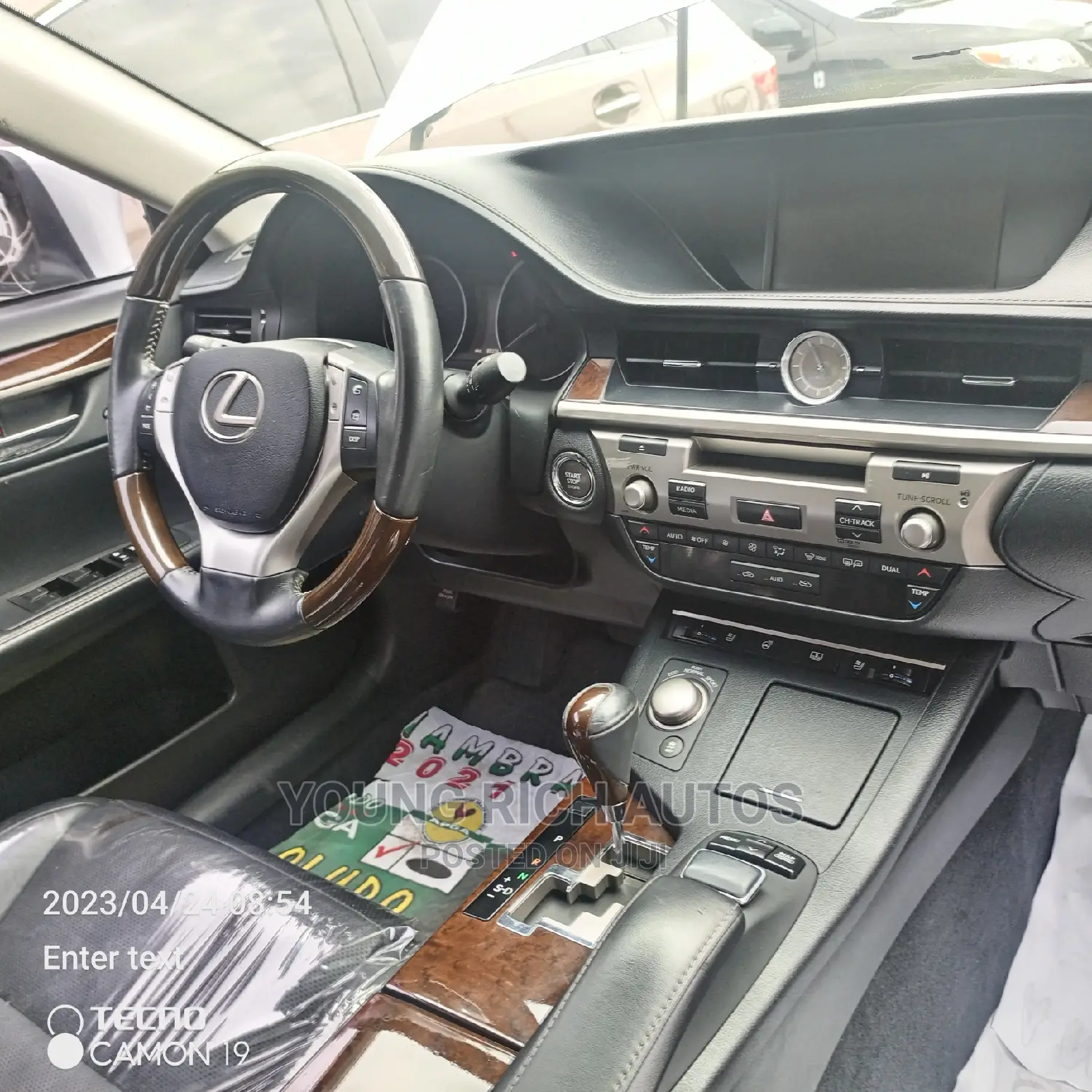 Lexus ES 2014 Silver