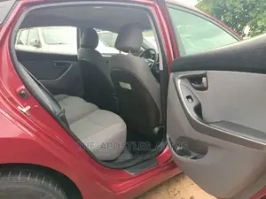 Hyundai Elantra 2016 Red