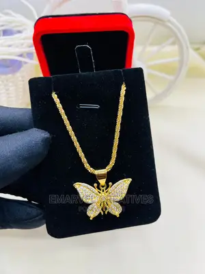2023 Non-Tarnish Stainless Steel Necklace With Butterfly