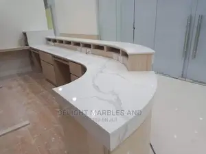 Plain White Round Kitchen Countertops