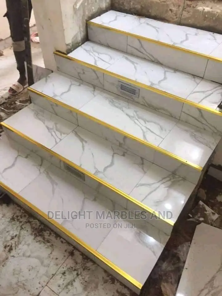 Imported Granites Slabs for Staircase