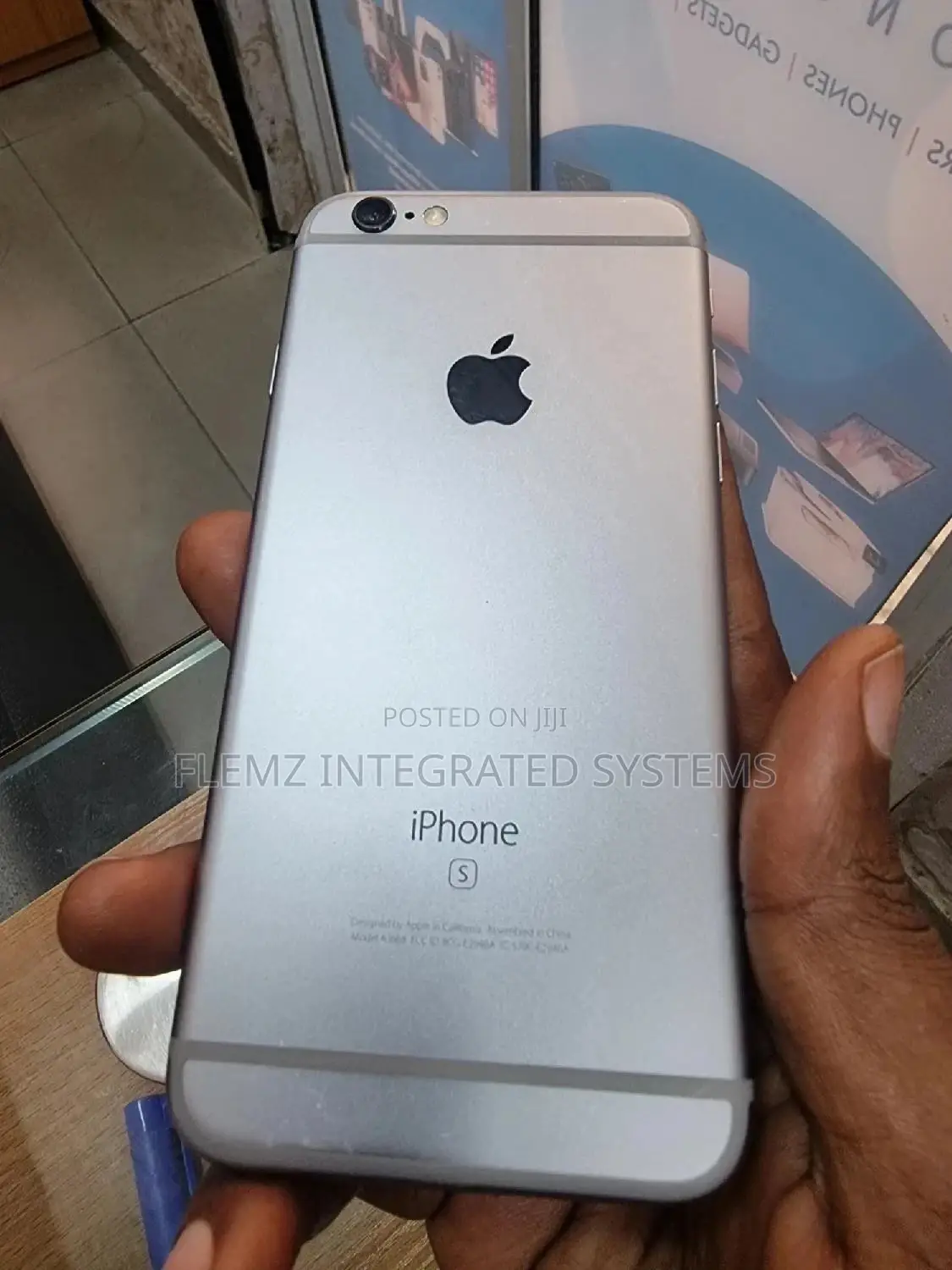 Apple iPhone 6s 32 GB Gray