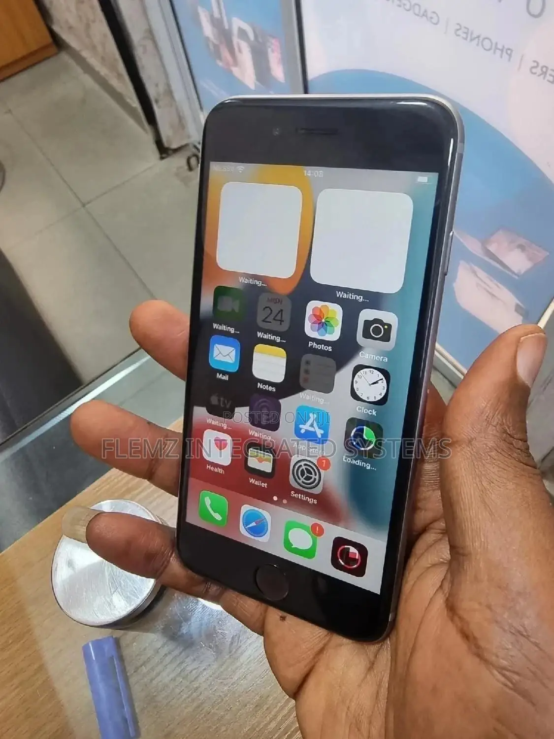 Apple iPhone 6s 32 GB Gray
