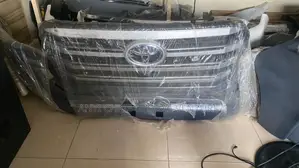 Toyota Landcruiser Front Upgrading Face 2021