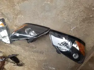 2005 Honda Pilot Headlights
