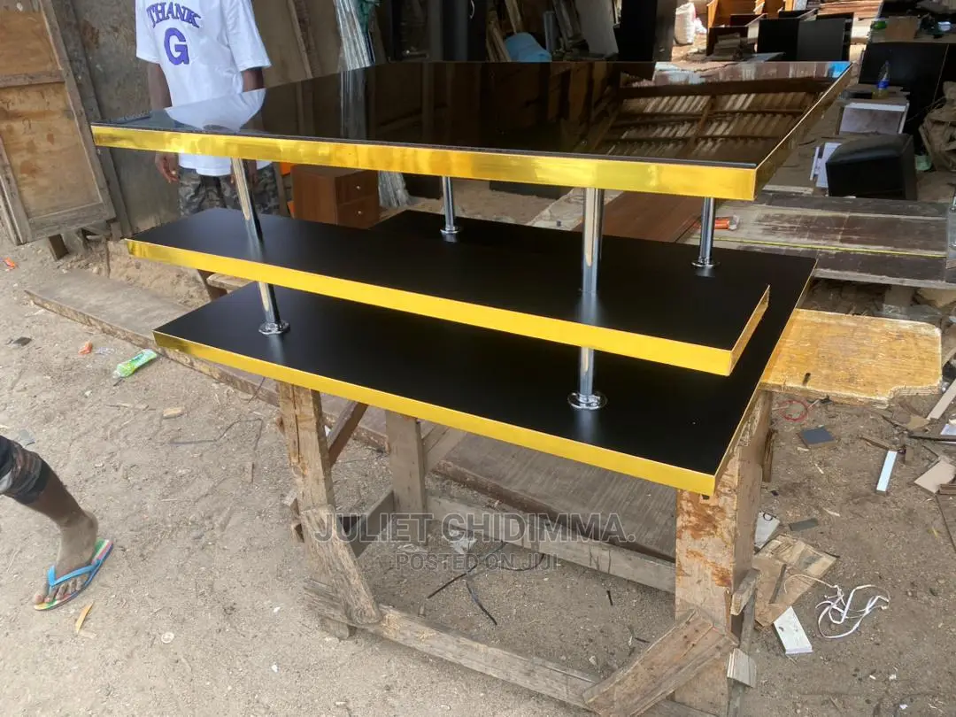 A Quality and Affordable Center Table