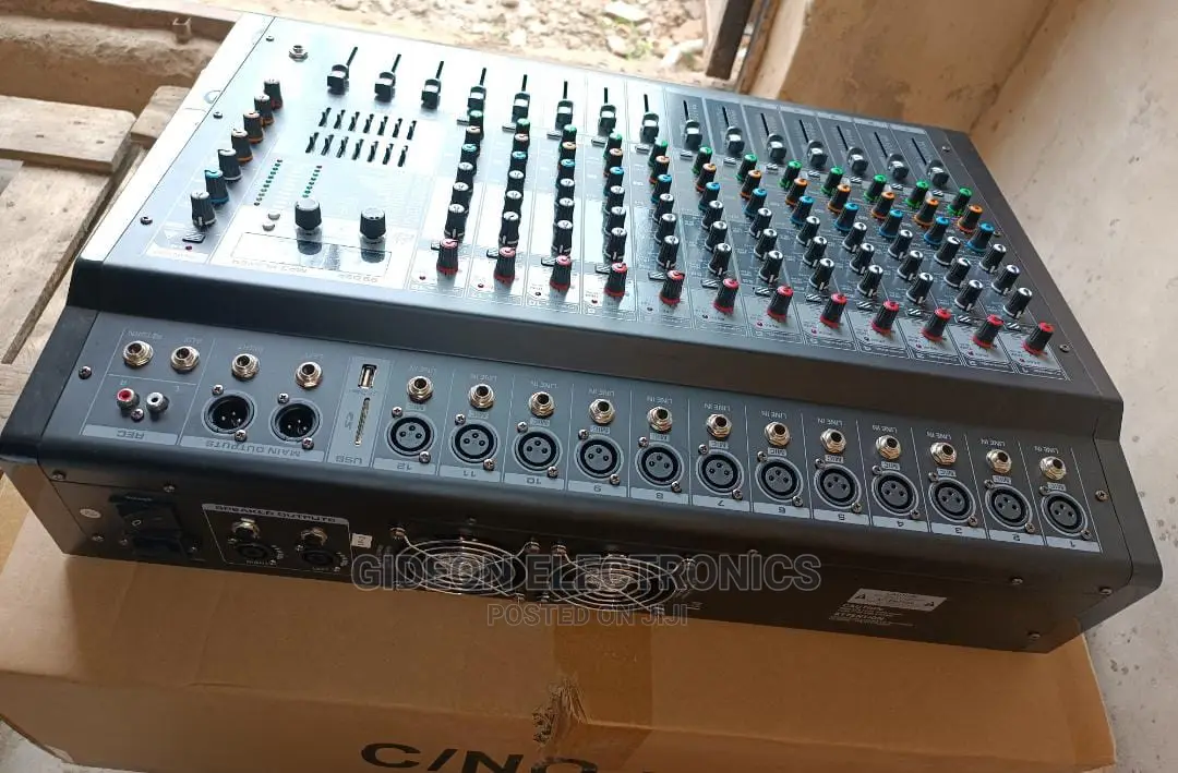 12channels Powered Mixer Amplifier