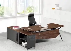 1.6 Director's Office Table With Extension